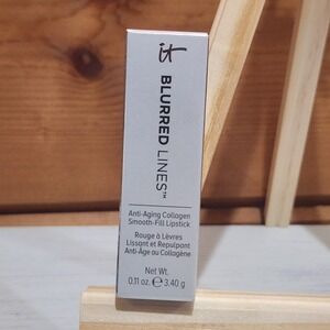 IT Cosmetics Blurred Lines Smooth Anti-Aging Smooth Fill Lipstick Collagen Oils